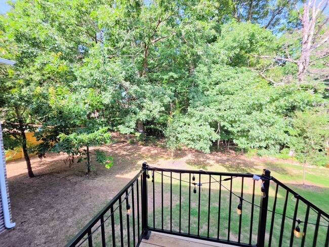 Building Photo - 2907 N Grey Squirrel Dr