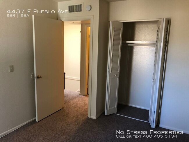 Building Photo - 2 Bed Town Home off 40th St and Broadway!