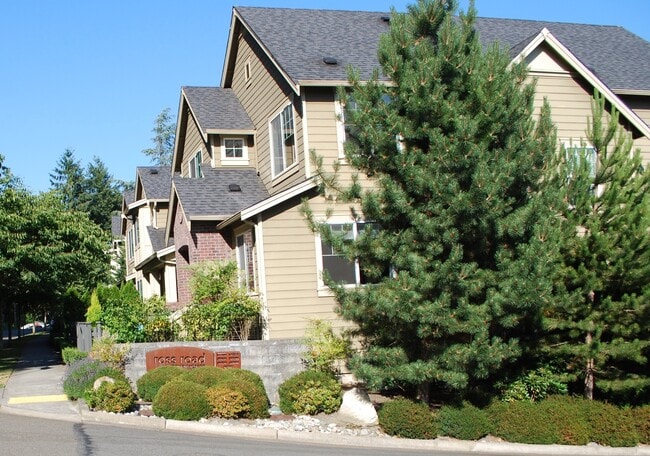 Building Photo - 10707 Ross Rd