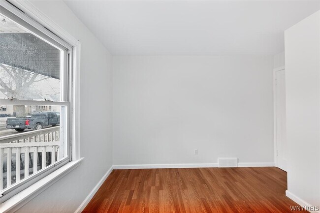 Building Photo - 3028 Welch Ave