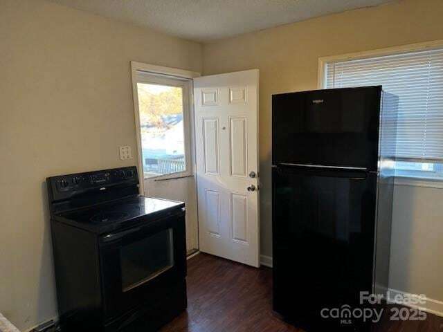 Building Photo - 1620 Lasalle St