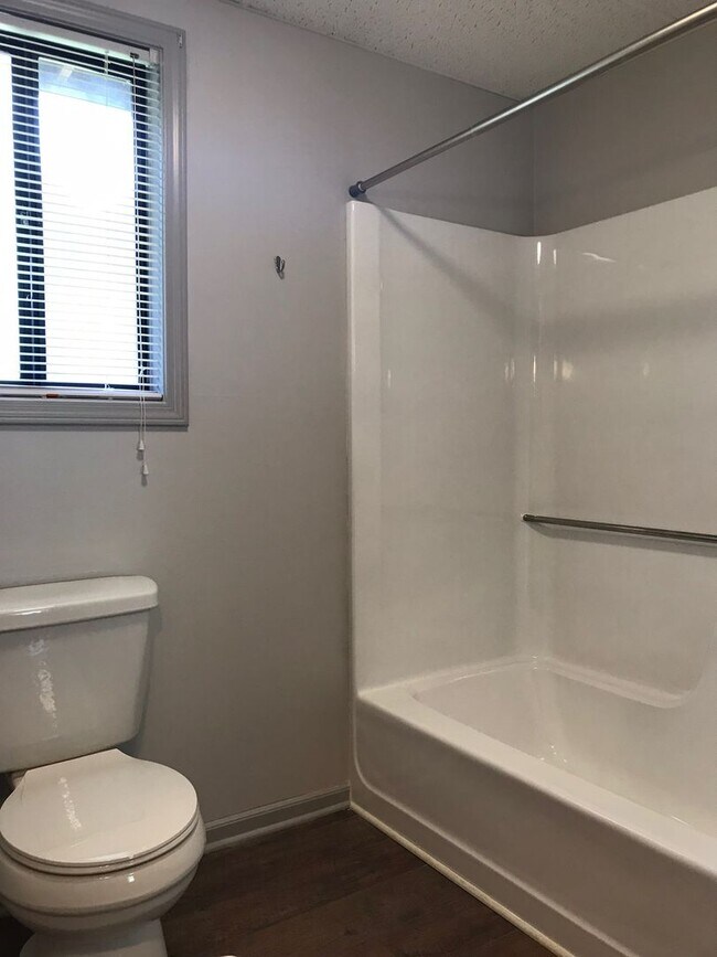 Interior Photo - Cedar Lane Cottages