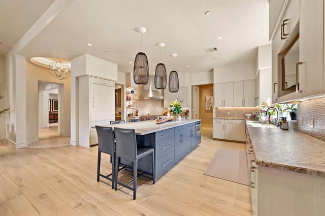 Building Photo - 170 Jellico Cir W