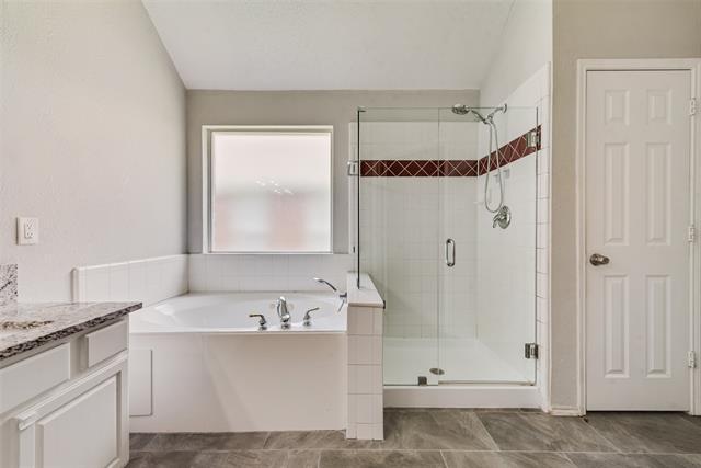 Building Photo - 5909 Meadowcrest Ln