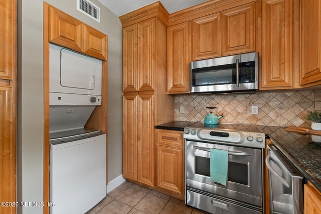 Building Photo - 3434 Blanding Blvd