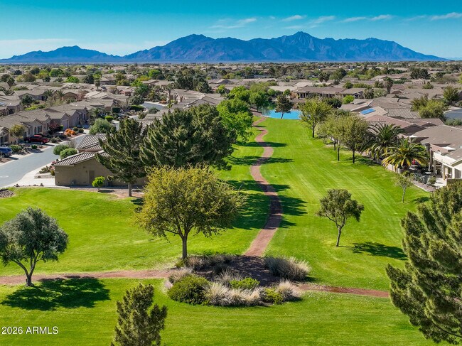 Building Photo - 42826 W Darter Dr