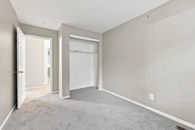 Building Photo - 701 Renner Rd