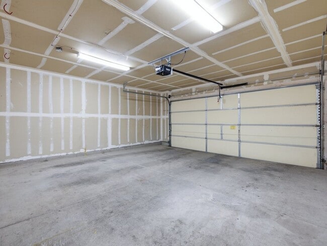 Building Photo - Spacious Two-Story Home with Modern Features & Large Backyard!
