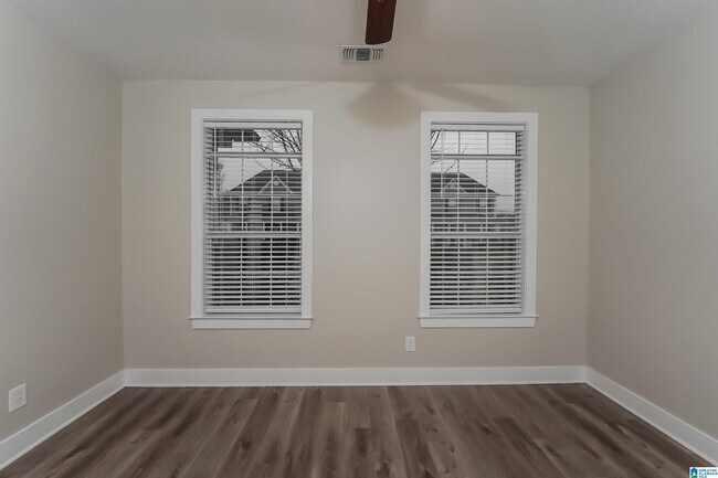 Building Photo - 6025 Kelly Creek Cir