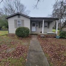 Building Photo - 2/1- Cookeville City Limits- Rental Home