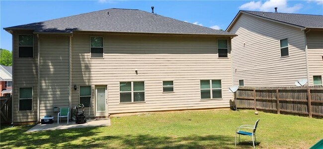 Building Photo - 3830 Kittery Point SW