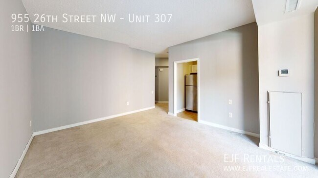 Building Photo - 955 26th St NW