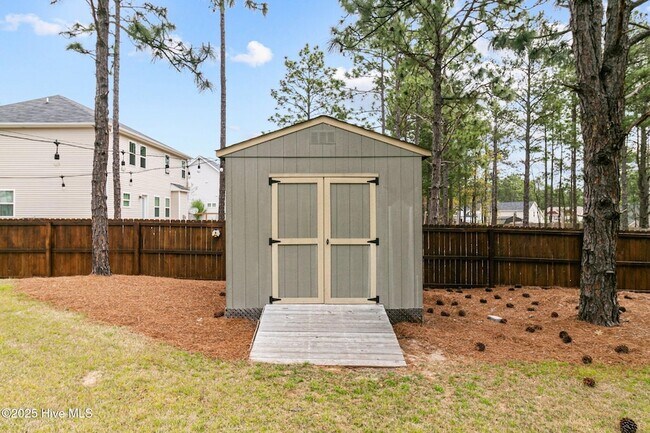Building Photo - 4055 Irwin Dr