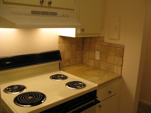 Interior Photo - Mauer Manor Apartments