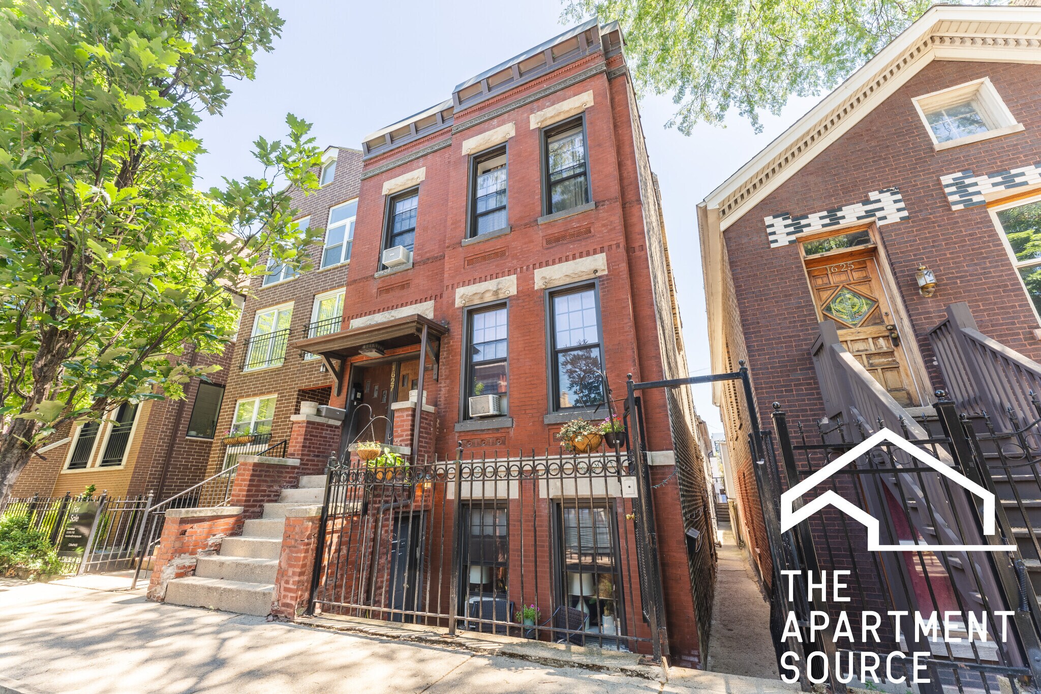 Building Photo - 1627 N Winchester Ave