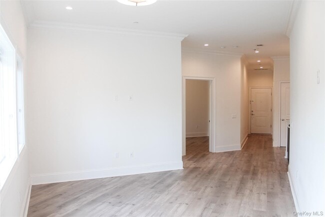 Building Photo - 226 New York Ave