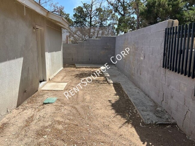 Building Photo - 411 South First Avenue-Unit B