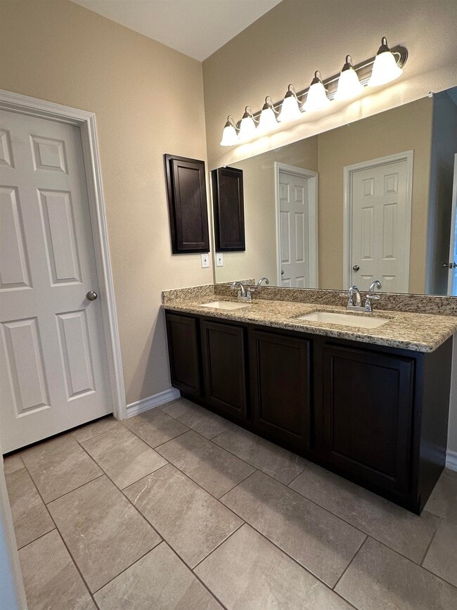 Building Photo - 1404 Orto Dr.