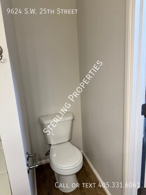 Building Photo - 9624 SW 25th St