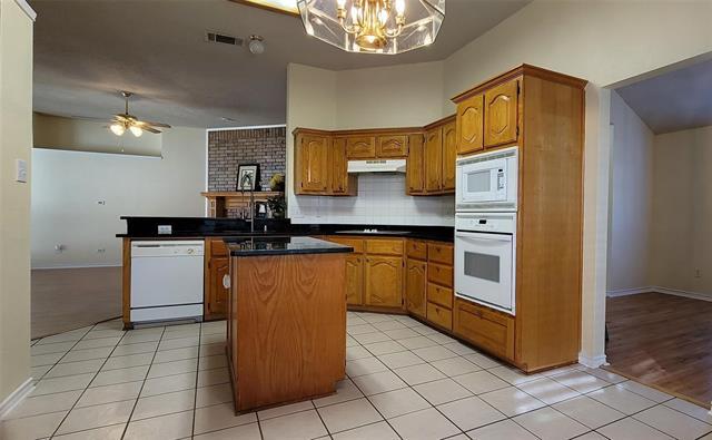 Building Photo - 3001 Creek Meadow Ln