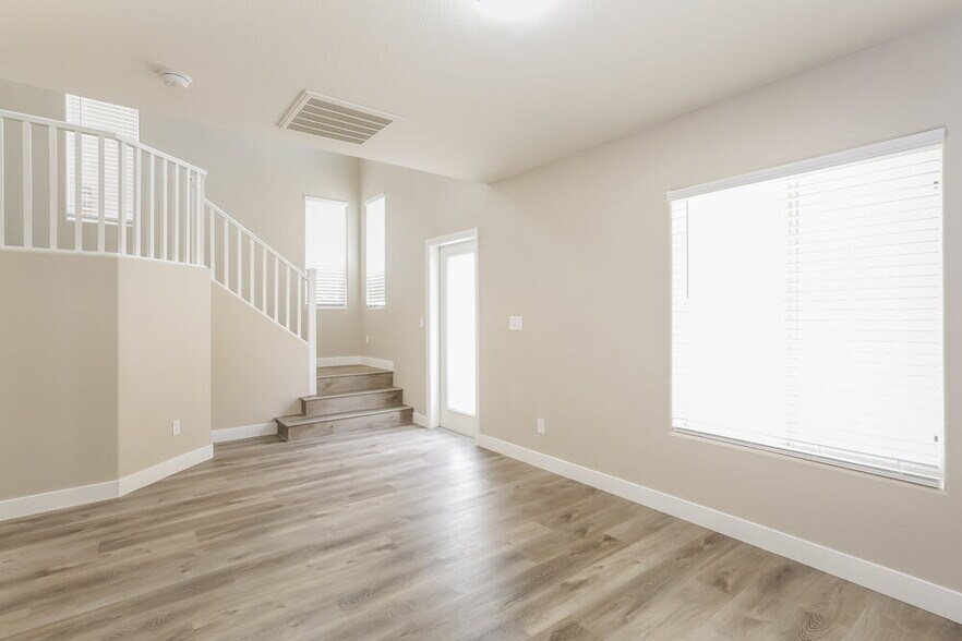 Building Photo - 6644 Weeping Pine St