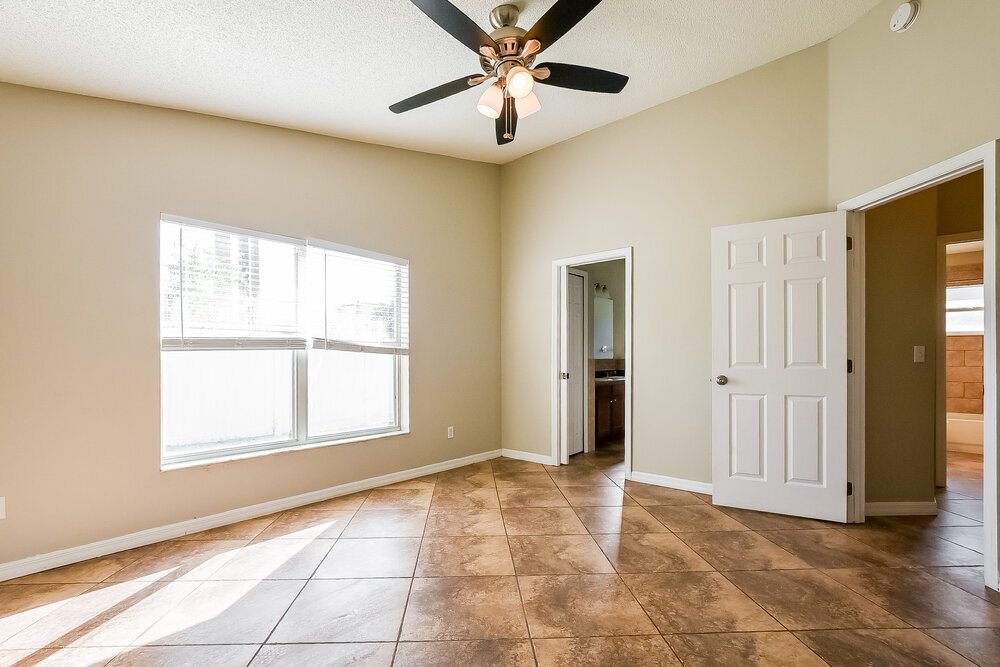 Building Photo - 165 Burnsed Pl