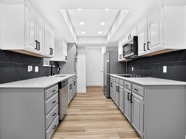 Building Photo - 1109 Wood Creek Cir