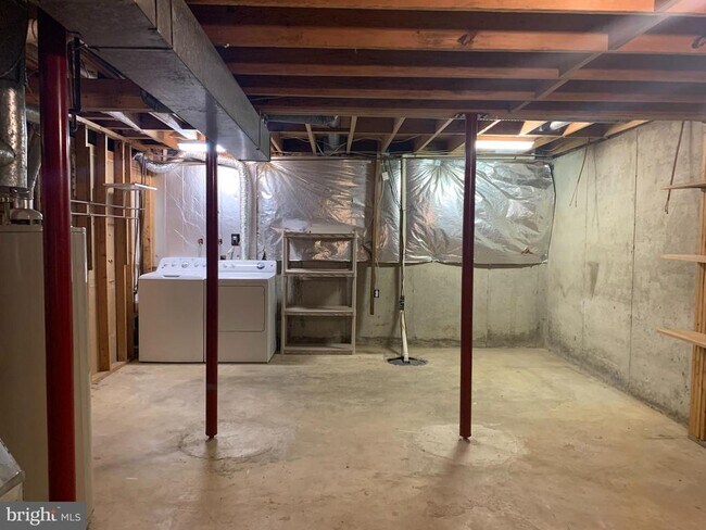 Building Photo - 5606 Light Infantry Dr