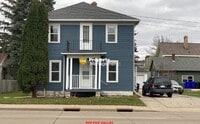 Building Photo - Large 2 Bed, 1 Bath Upper in Appleton, WI ...
