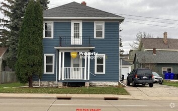 Building Photo - Cozy 2 Bed, 1 Bath Apartment in Appleton, ...