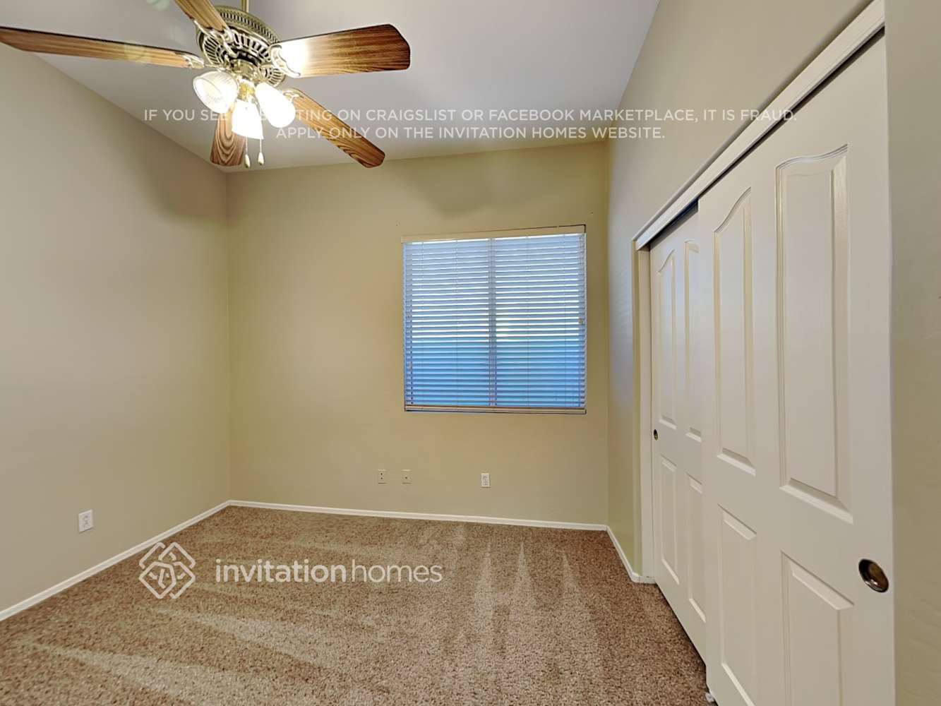 Building Photo - 2995 E Santa Rosa Dr
