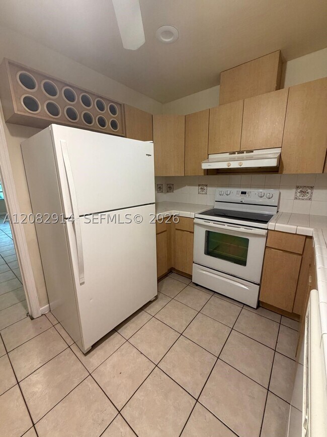 Building Photo - 7752 SW 106th St