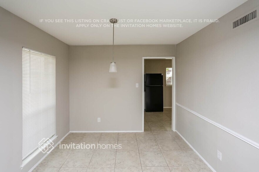 Building Photo - 553 Shadowcrest Ln