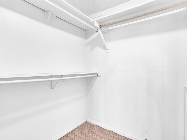 Building Photo - 3301 S Ocean Blvd