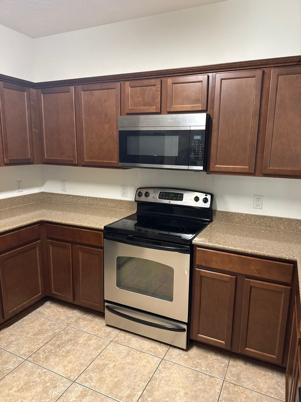 Building Photo - 4908 Key Lime Dr