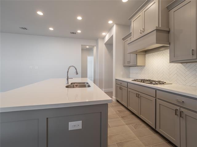 Building Photo - 3516 Sawtooth Ln