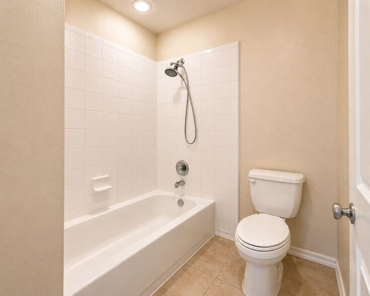 Building Photo - 3511 Cedar Hill Ct