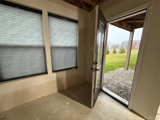Building Photo - 4811 Broomfield Way