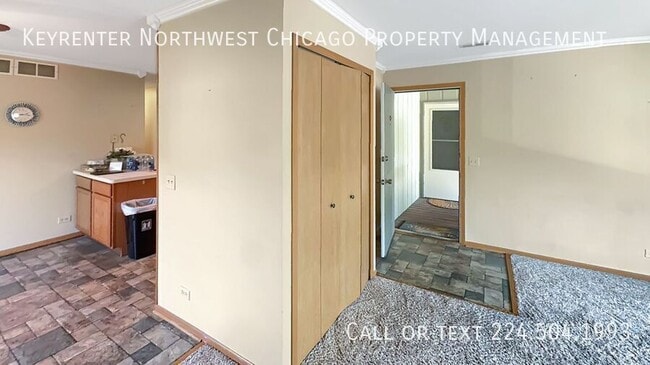 Building Photo - 490 Westwood Ct