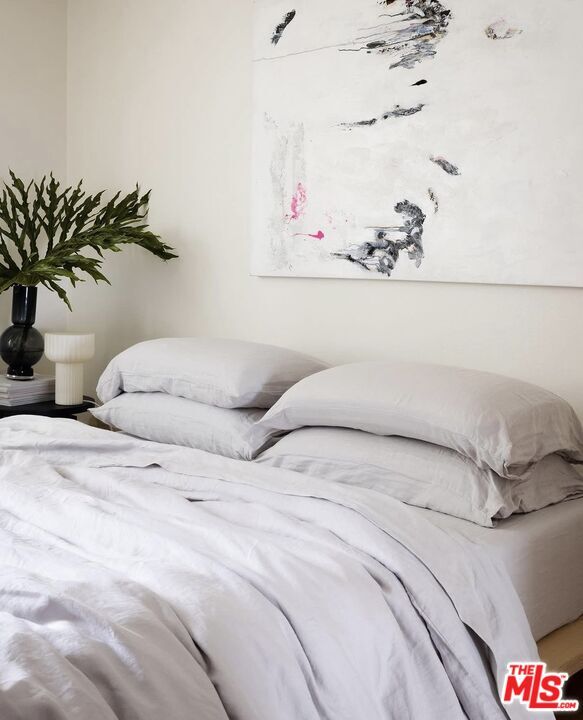 Building Photo - 1230 Horn Ave