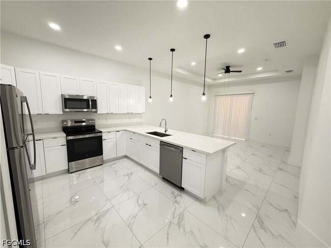 Building Photo - 1262 Best Ave