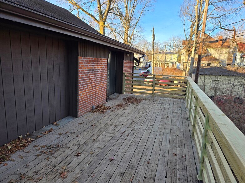Sliding doors leading to private deck off of master bedroom - 60 W Winter St