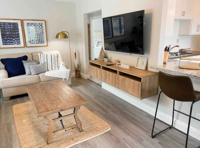 Building Photo - 4312 Avenue O 1/2