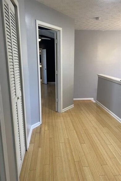 Building Photo - 2860 Golden Club Bend