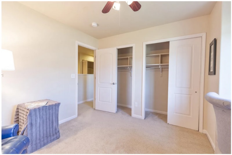 Building Photo - 829 Montclair Dr