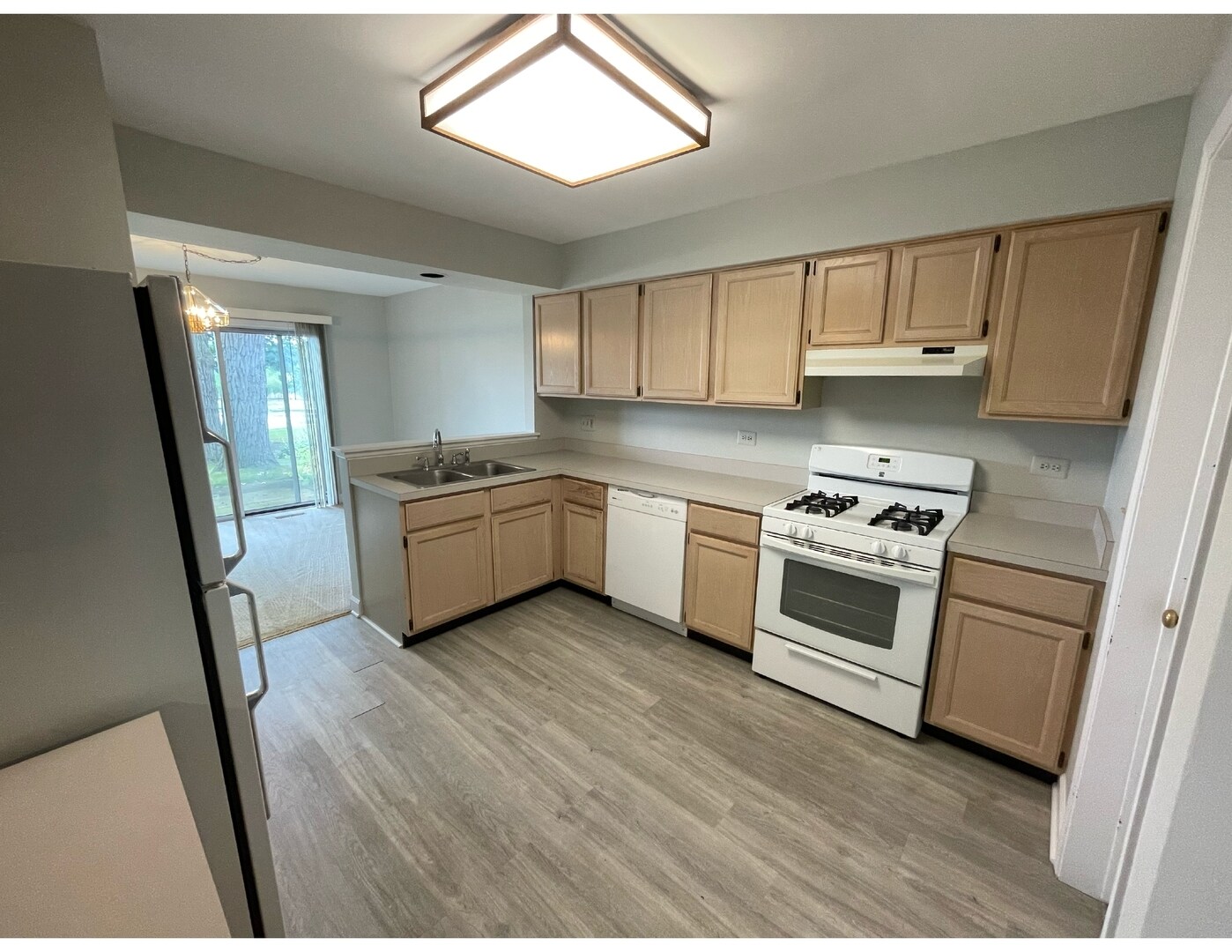 Building Photo - 1132 Coldspring Rd