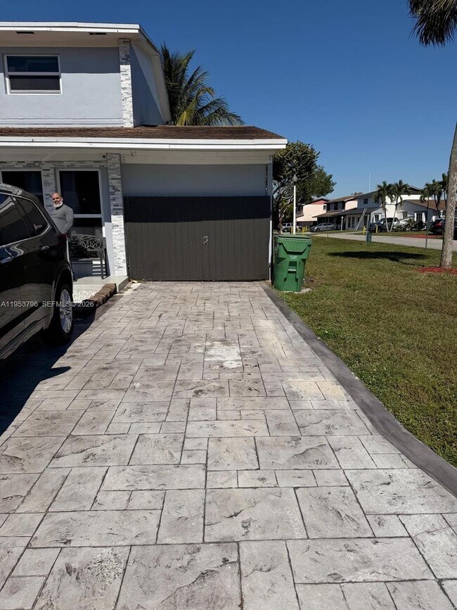 Building Photo - 5245 NW 192nd Ln