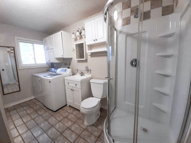 Building Photo - Beautiful 3-Bedroom Home in the Heart of Old Town Fort Collins!