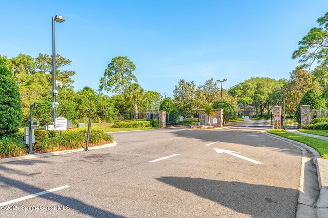 Building Photo - 2390 Savannah Blvd