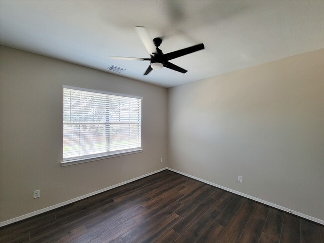 Building Photo - 11130 Celano Dr